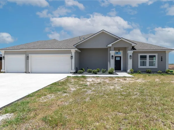 702 Mama Fefi Dr, Corpus Christi, TX 78414