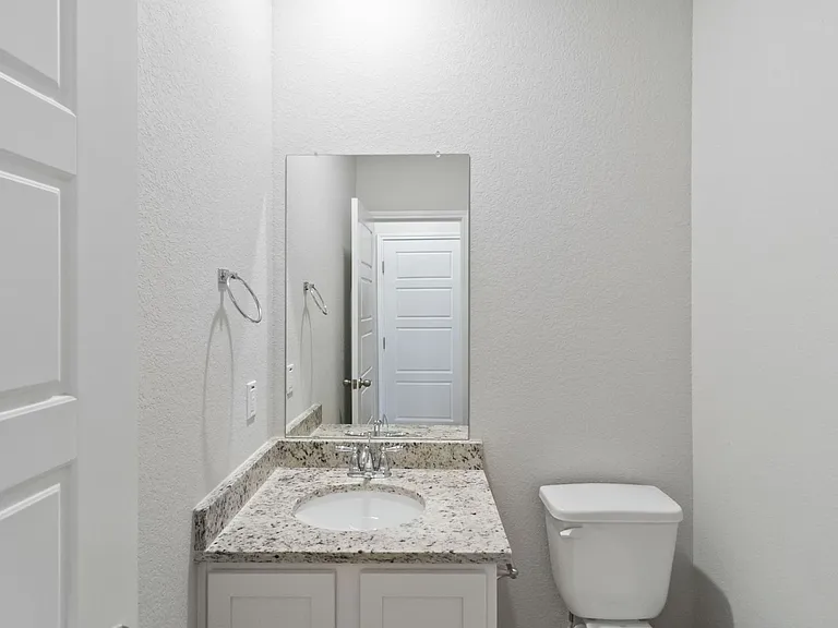 801 Staglin St #A — Photo 54