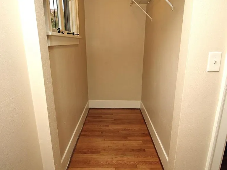 6341 6th Ave NE — Photo 7