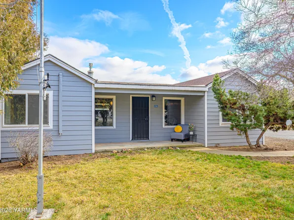 10063 S Naches Rd, Naches, WA 98937