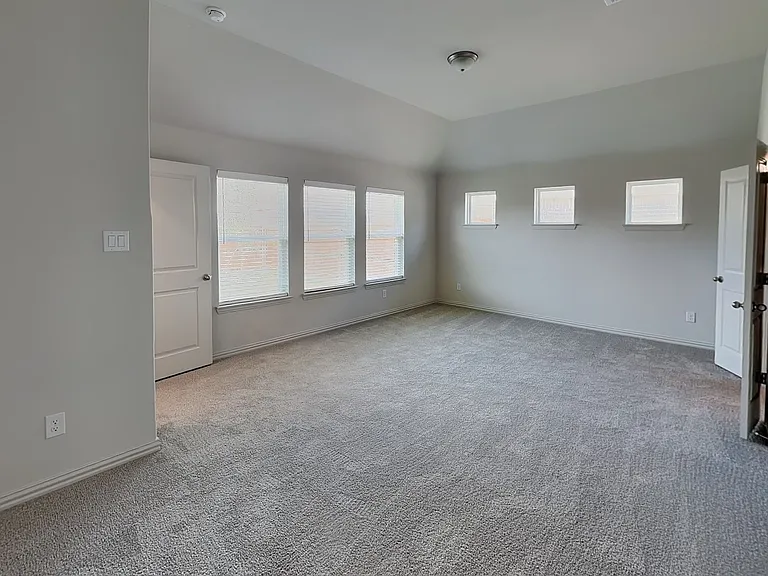 4932 Water Lily Ln — Photo 8