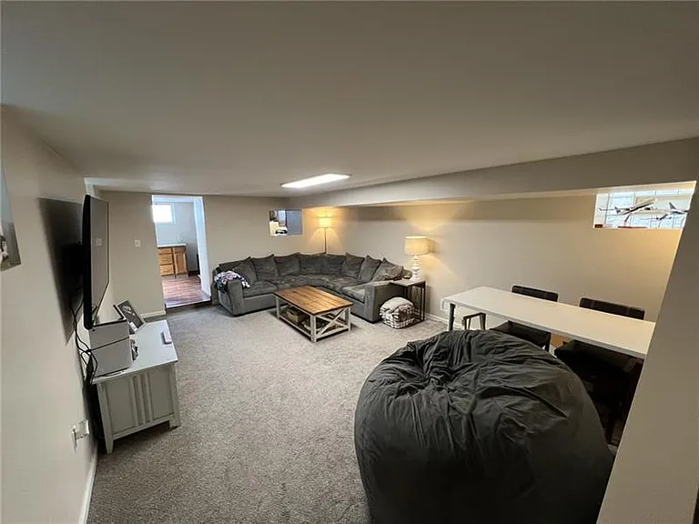 3743 Brownsville Rd #1 — Photo 8