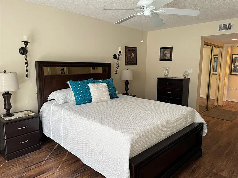 25188 Marion Ave #D-306 — Photo 16