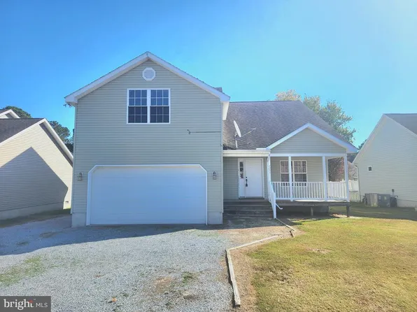 2253 Pike Dr, Greenbackville, VA 23356