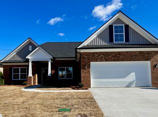 124 Silverlimb Ln, Taylors, SC 29687