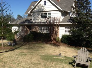 223 Sheridan Ln, Vestavia Hills, AL 35216