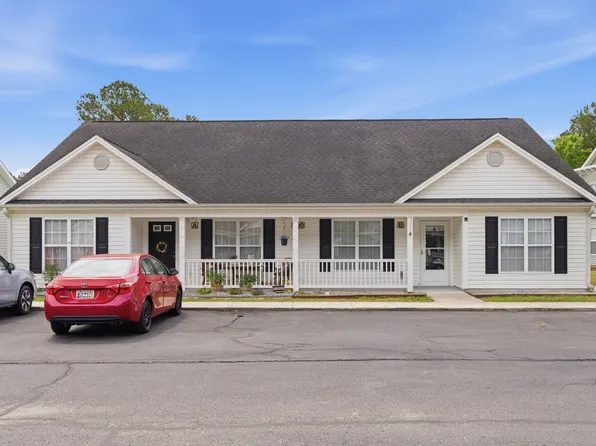 300 Country Manor Dr. #B, Conway, SC 29526