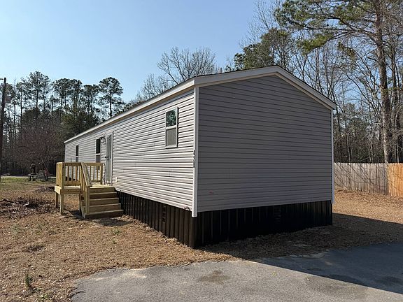 2nd image of 420 Cardinal Ct