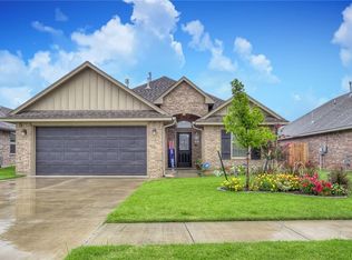 2204 Haden Dr, Yukon, OK 73099