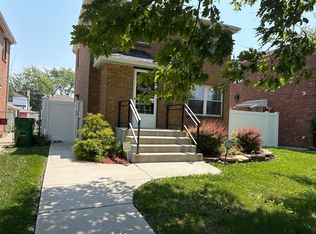 2119 S 20th Ave, Broadview, IL 60155