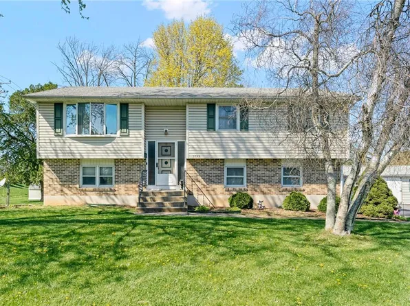 3722 Hecktown Rd, Easton, PA 18045