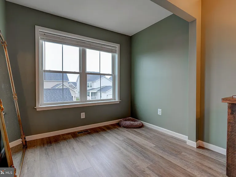 1309 Pedigree St — Photo 24