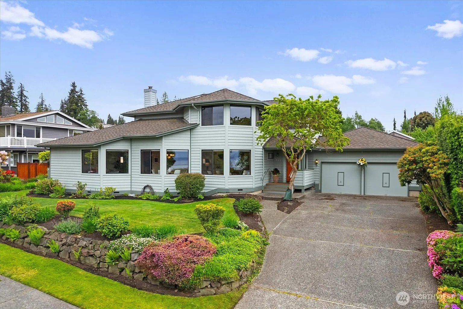 732 Cedar Street photo 1