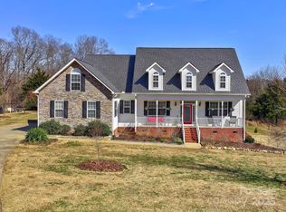 1796 Williamsburg Dr, Rock Hill, SC 29732
