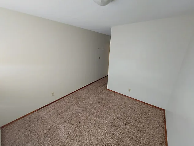 7148 Parke Ave — Photo 13