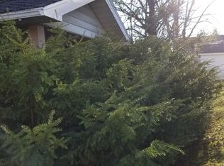 2013 Sloan St, Flint, MI 48504