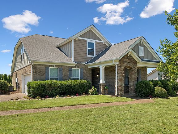3rd image of 2293 Dewey Dr