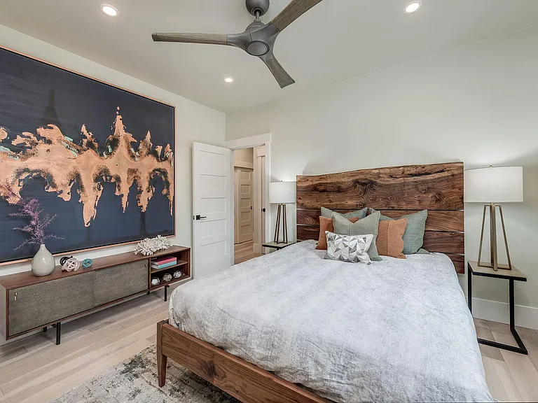 Luxury Spaces — Photo 167