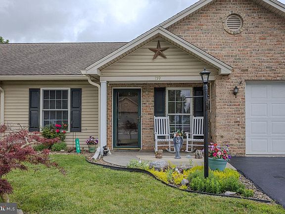 3rd image of 159 Ginkgo Ct