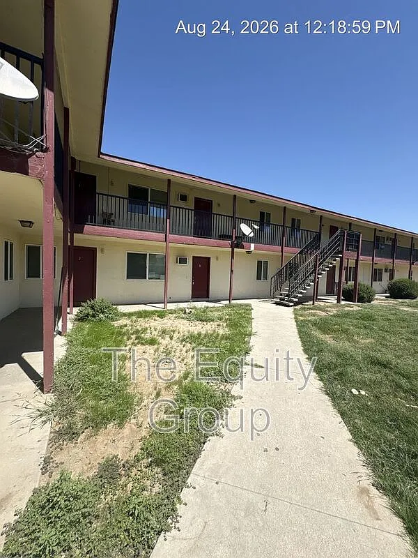 2 bed, 1.0 bath, $1,250 — Photo 1