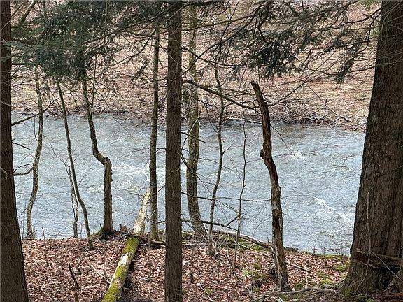 2nd image of 317 County Road 8