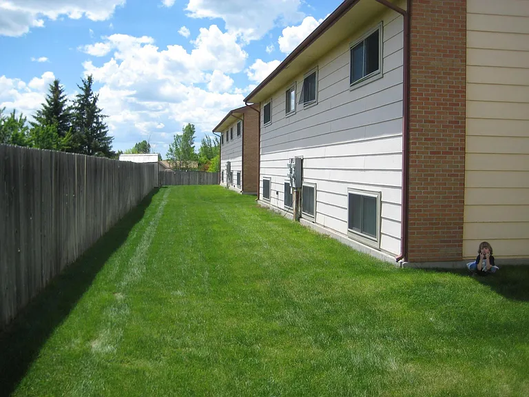 4135 Van Buren Ave — Photo 13