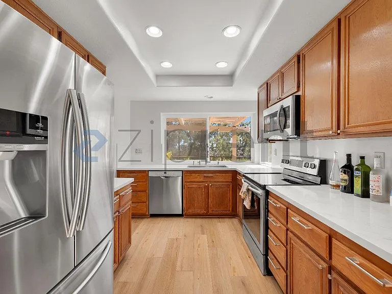 12132 Caddy Row — Photo 7