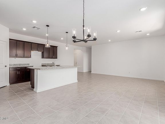 4th image of 8536 W ALBENIZ Place