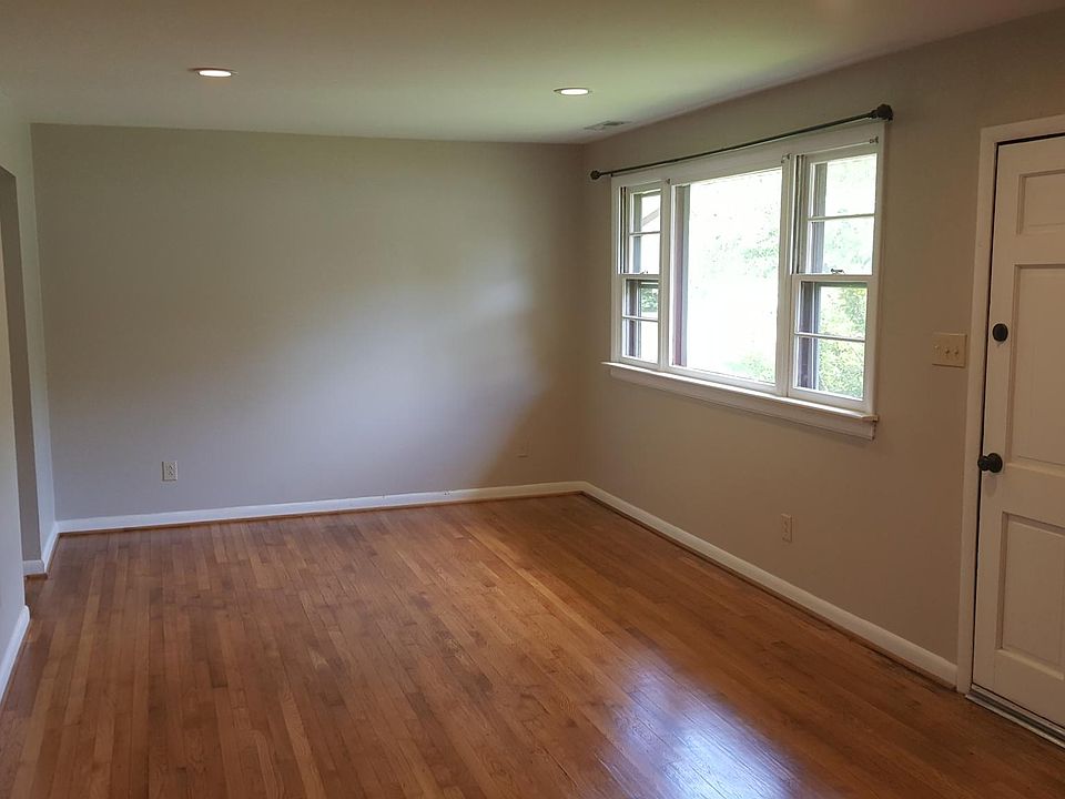 1st image of 6618 Fernwood St
