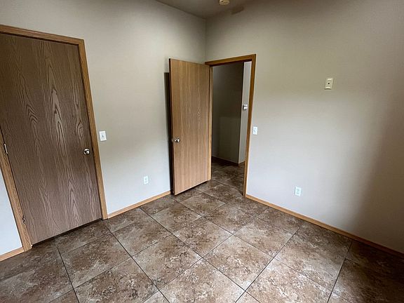 5th image of 103 S Cleveland Ave