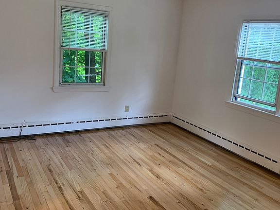 3rd image of 90 W Northfield Ave #22