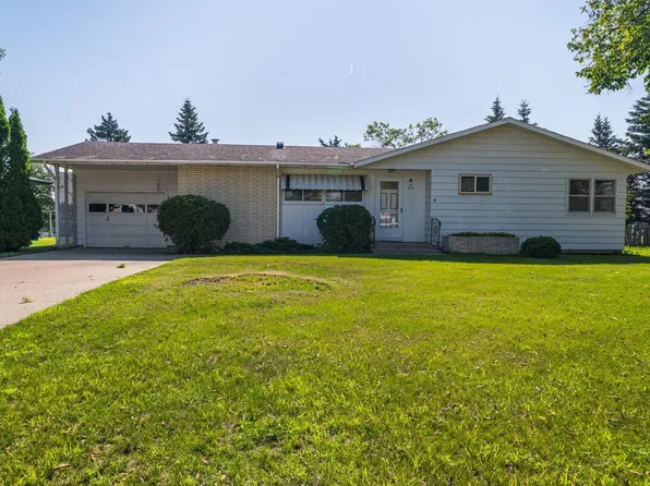 215 Charles Ave, Detroit Lakes, MN 56501