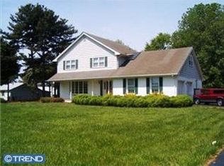 819 Reybold Dr, New Castle, DE 19720