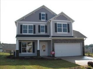 547 Branch Wood Dr, Boiling Springs, SC 29316