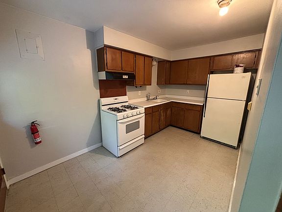 4th image of 4072 Agnes Ave