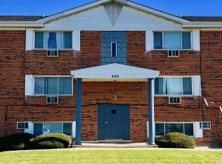 631 S York Rd APT 1, Bensenville, IL 60106