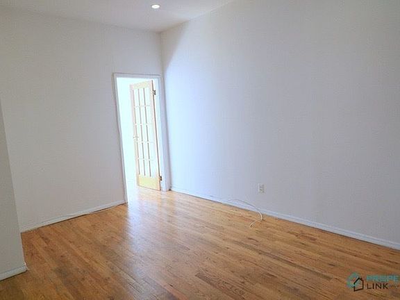 2nd image of 407 W 51st St APT 4B
