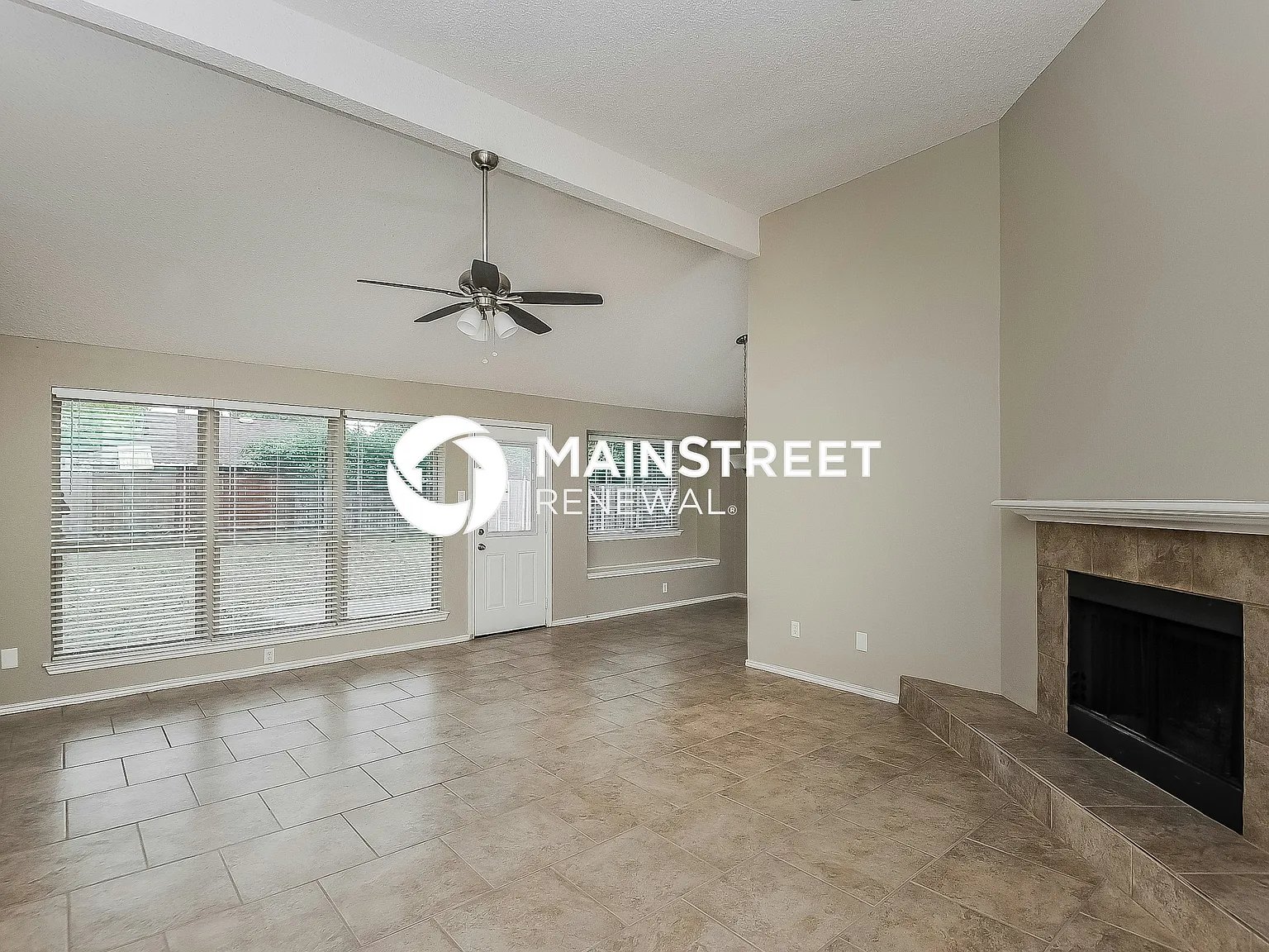 3100 Fairmeadows Ln — Photo 3