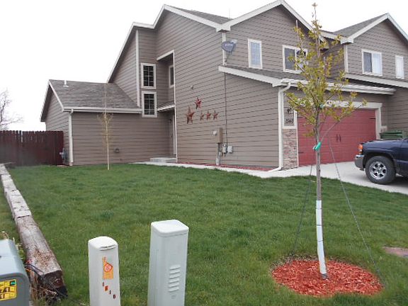 2nd image of 1540 Meadow Ln