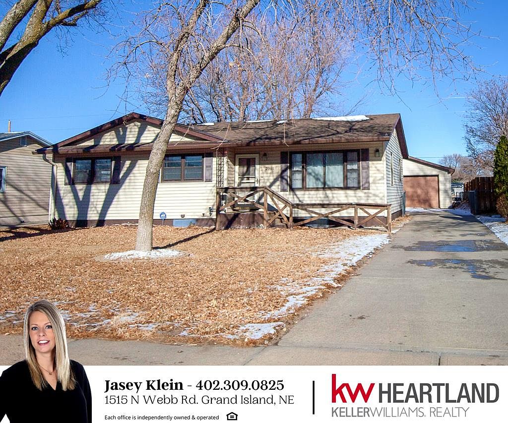 2916 W 17th St, Grand Island, NE 68803 | Zillow