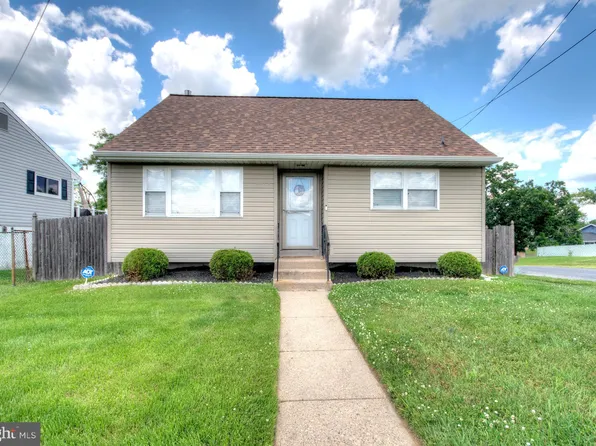 129 Davistown Rd, Blackwood, NJ 08012