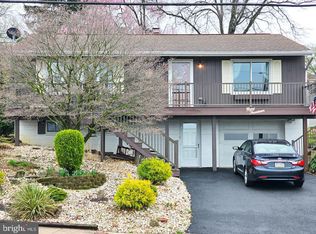 914 Upland Ave, Reading, PA 19607