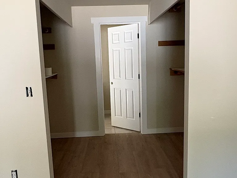 8874 Wallingford Ln NE — Photo 3
