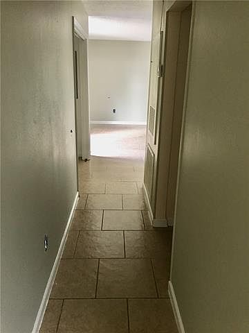 2nd image of 2912 Roosevelt Blvd APT A