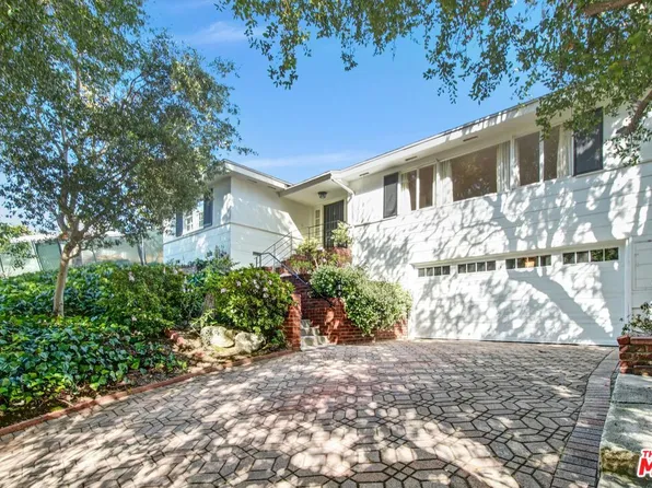 288 Tavistock Ave, Los Angeles, CA 90049