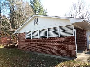 4th image of 1401 Creek Dr