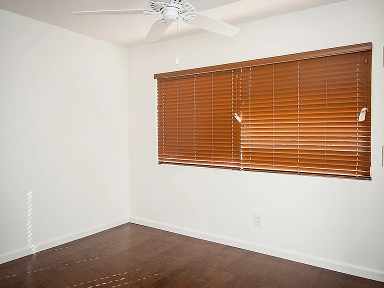 740 Sapphire St — Photo 12