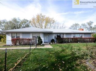 1620 S Lees Summit Rd, Independence, MO 64050