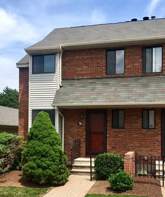 70 Danforth Ln, West Hartford, CT 06110 Zillow