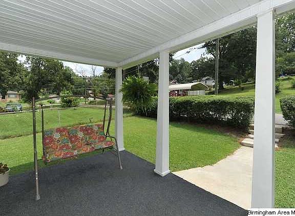 3rd image of 1532 Heron Dr